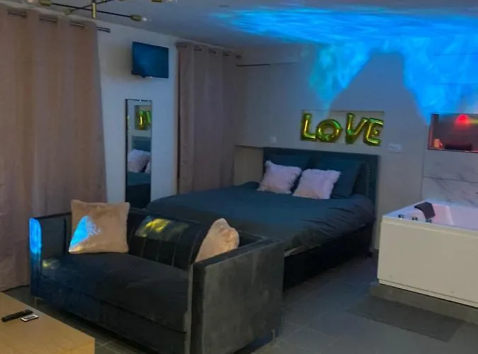 Lov'spa Апартаменты Флёри-Мерожис